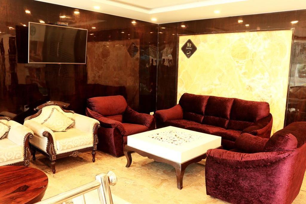 Oyo 1522 Npg Hotel Calcutta Buitenkant foto