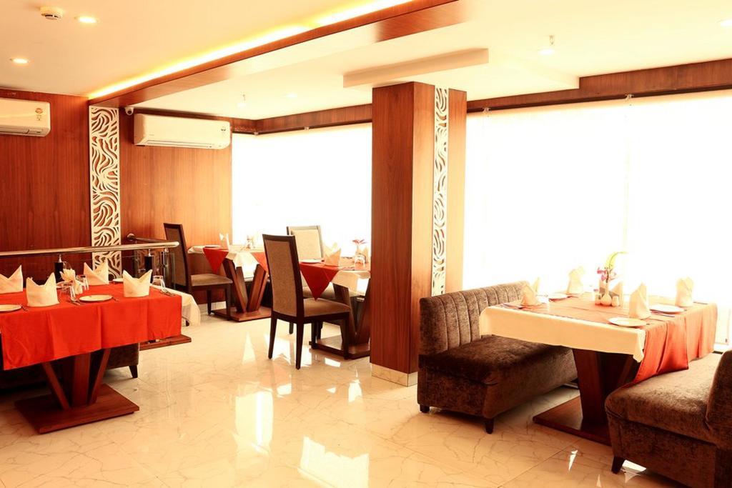 Oyo 1522 Npg Hotel Calcutta Buitenkant foto