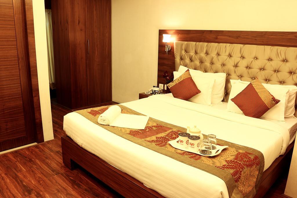 Oyo 1522 Npg Hotel Calcutta Buitenkant foto